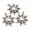 En gros Alliage Soleil Charmes Métallique Soleil Pendentifs Ornement Accessoires Boucle D&#39;oreille Collier Résultats de Bijoux