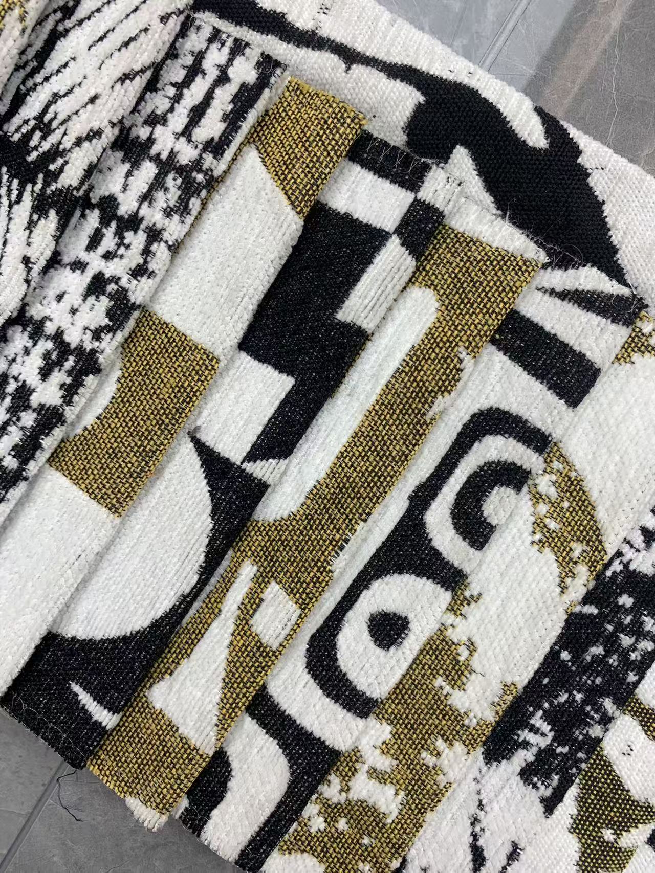 MultiPattMultiPatterned Tela de chenilla de colores contrastantes Tela de chenilla de colores contrastantes MultiPattMultiPatterned Contrasting Color Chenille Fabricrned Contrasting Color Chenille Fabric