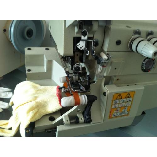 Máquina de coser Overlock para guantes de trabajo