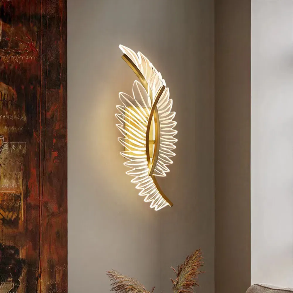 Elegant Acrylic Feather Wall Lamp for Luxurious Interiors