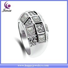 Alibaba express hot selling white Austrian crystal elegant gold diamond ring ( YWR2014794-2)