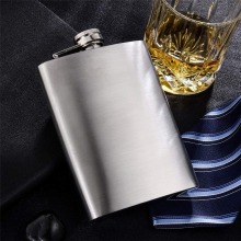 Wine Whisky Pot Bottle Hip Flasks Drinker Alcohol Bottle Portable Drinkware Stainless Steel Wine Flagon