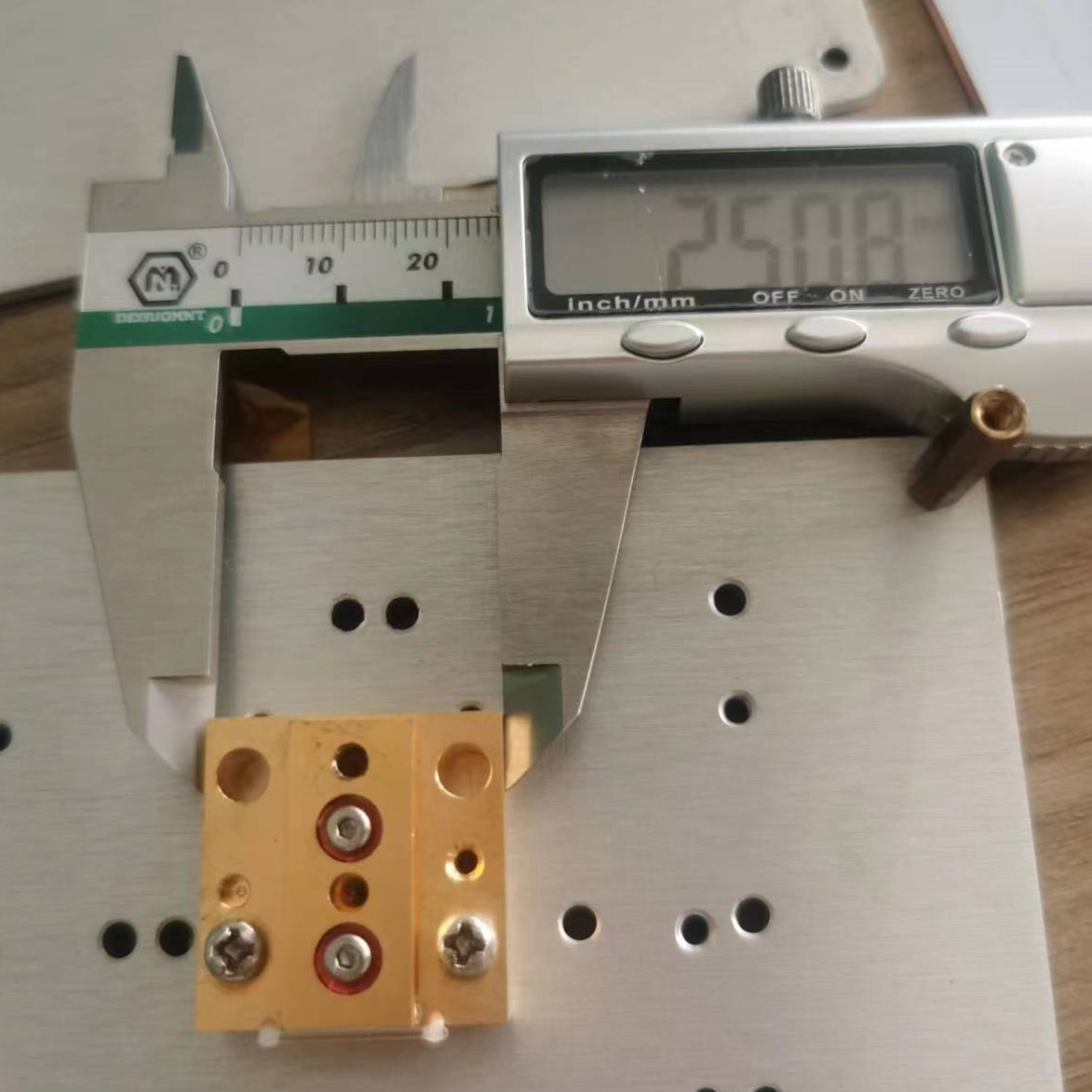 AIKE 808nm 40W 红外半导体激光管 CS 单条安装半导体激光管