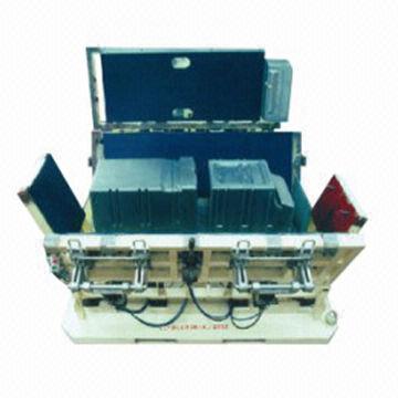 Foaming Fixtures for Refrigerator/Freezer Cabinets