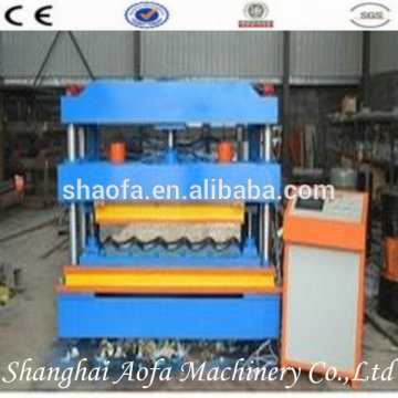 Roll forming machine for production of roofing tiles