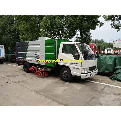 JMC 115HP 2 Ton Road Sweeper Vehicles