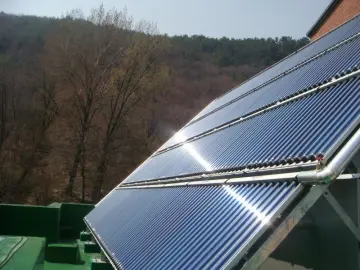 CPC reflector type vacuum tube solar collector