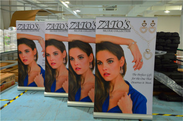 pull up banner display