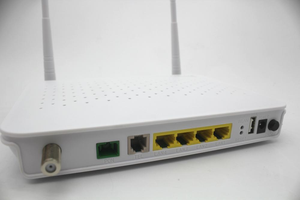 GPON ONT 4ge WiFi CatV Pots avec USB