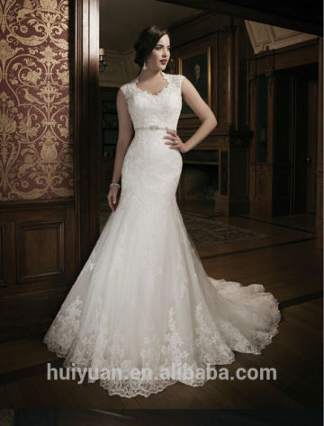 Luxurious V- Neck See Through Back Lace Covered Back Wedding Dresses