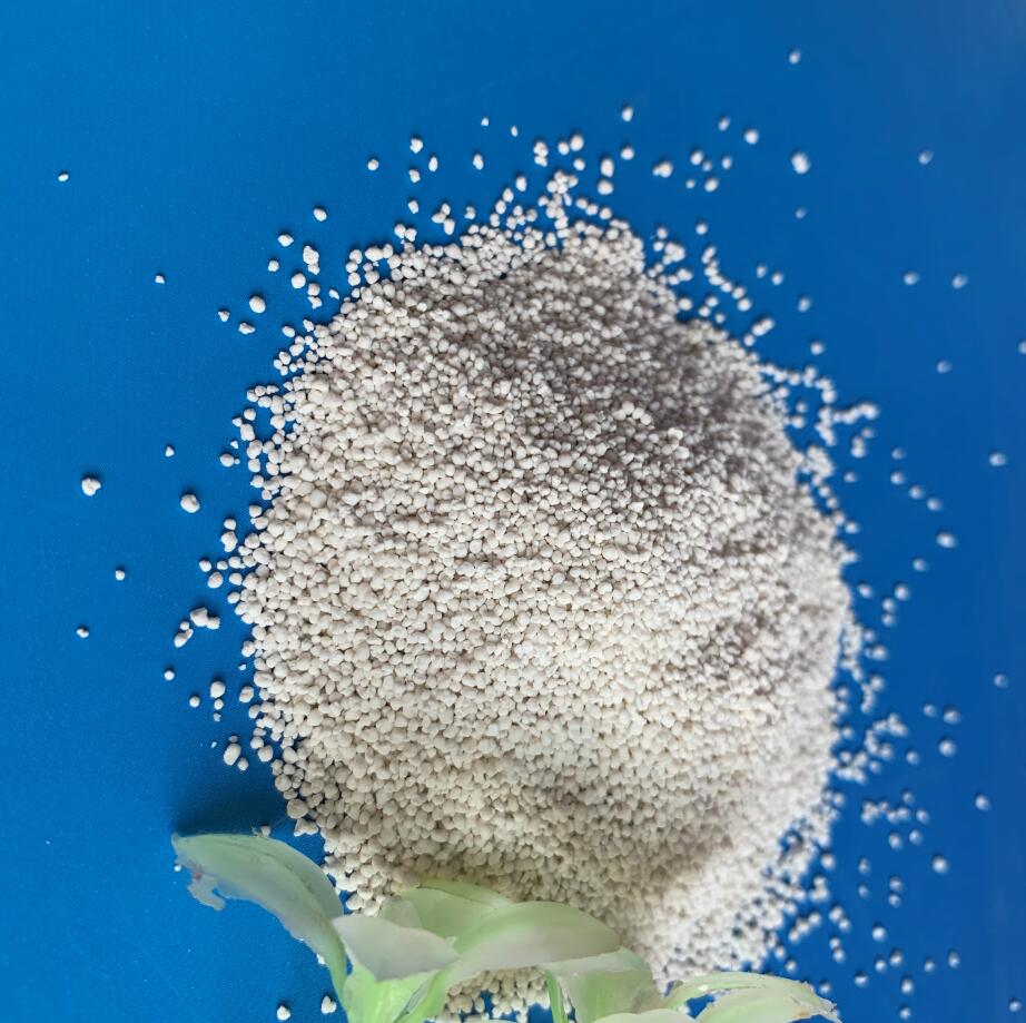 Tricalcium phosphate squeezed chips granular fertilizer