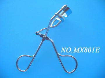 eyelash curlers