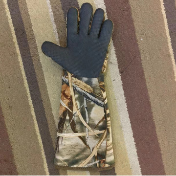 Comodi guanti in neoprene impermeabili per la caccia