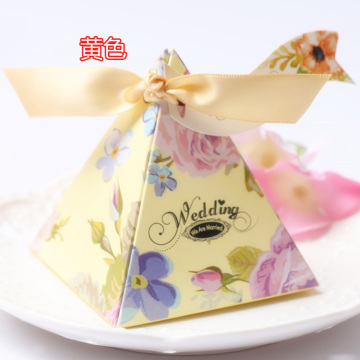 Small folding candy box