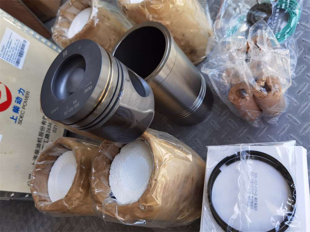 Piston and cylinder liner kit Shangchai four matching D6114B Piston and cylinder liner kit Shangchai four matching D6114B