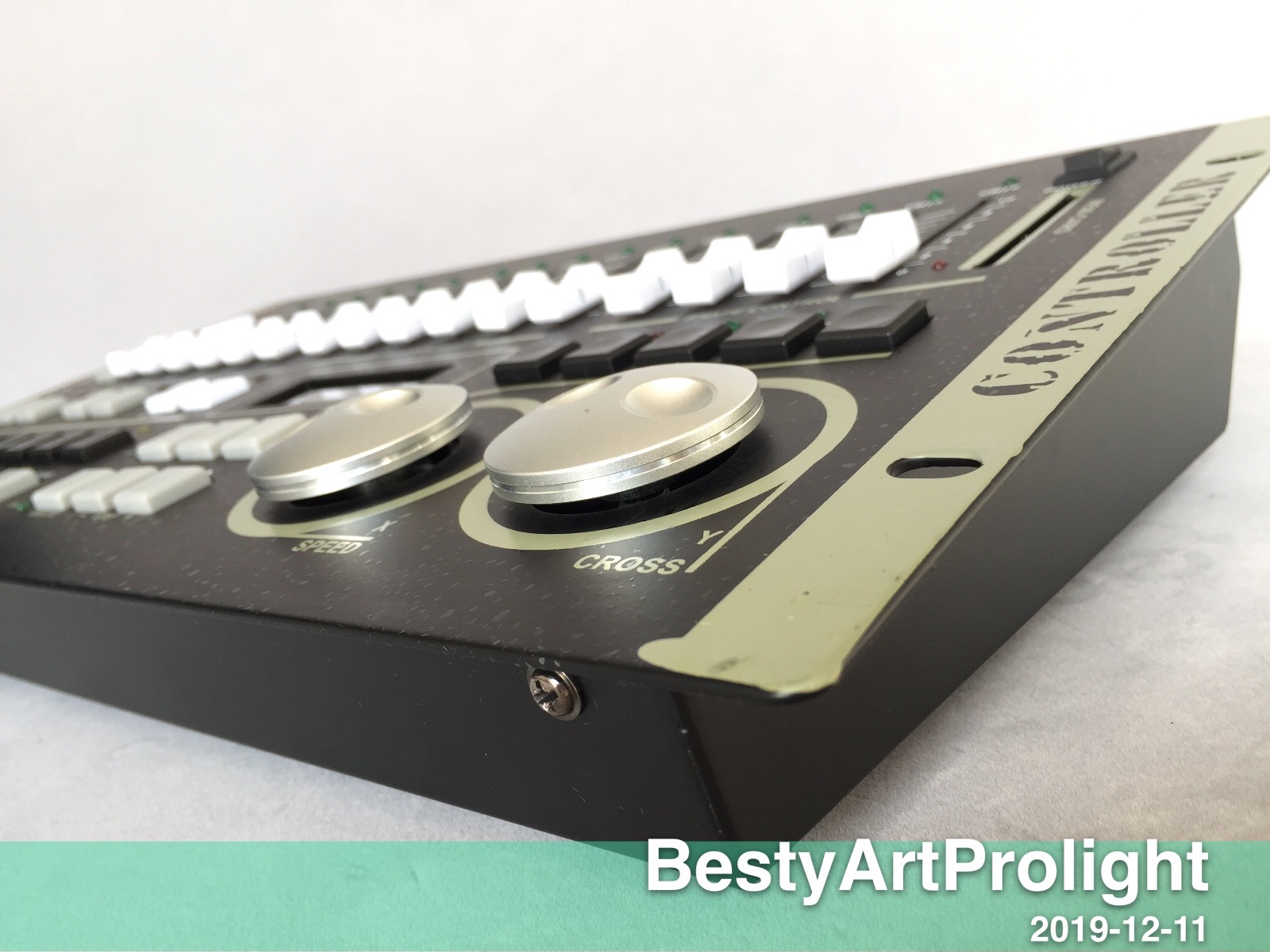 Max512  lighting console controller