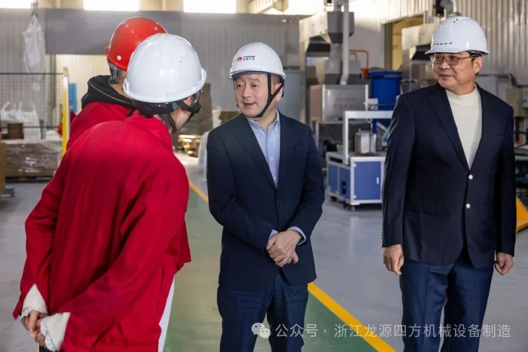 ပုံမှန်အမည် default name