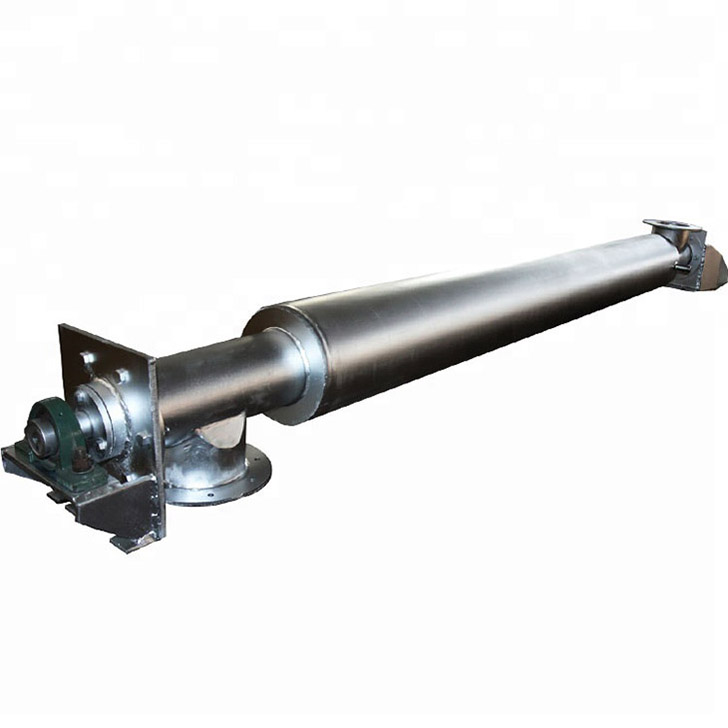 Screw conveyor for cement