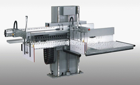 Unloading paper machine for paper cutting