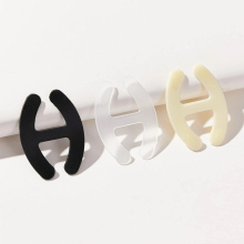 Plastic Bra Clips for Convertible Straps - Racer Back, Butterfly Shape, Invisible Underwear, Anti-Slip Cross Strap Buckles