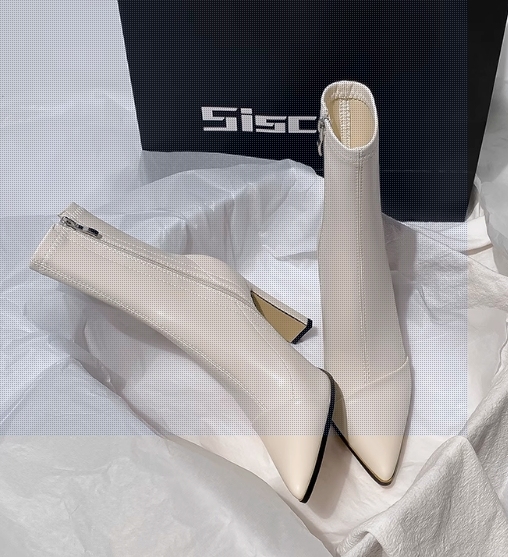Shoes & Accessories