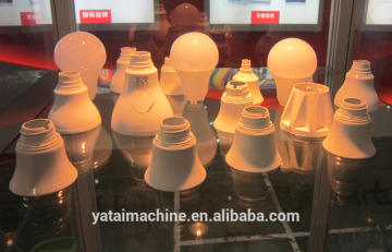 LED lamp plastic injection molding machine