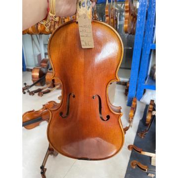 Violín a mano de madera a tamaño completo de alta calidad.