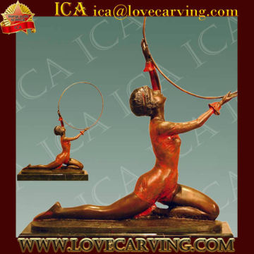 Bronze statue carving