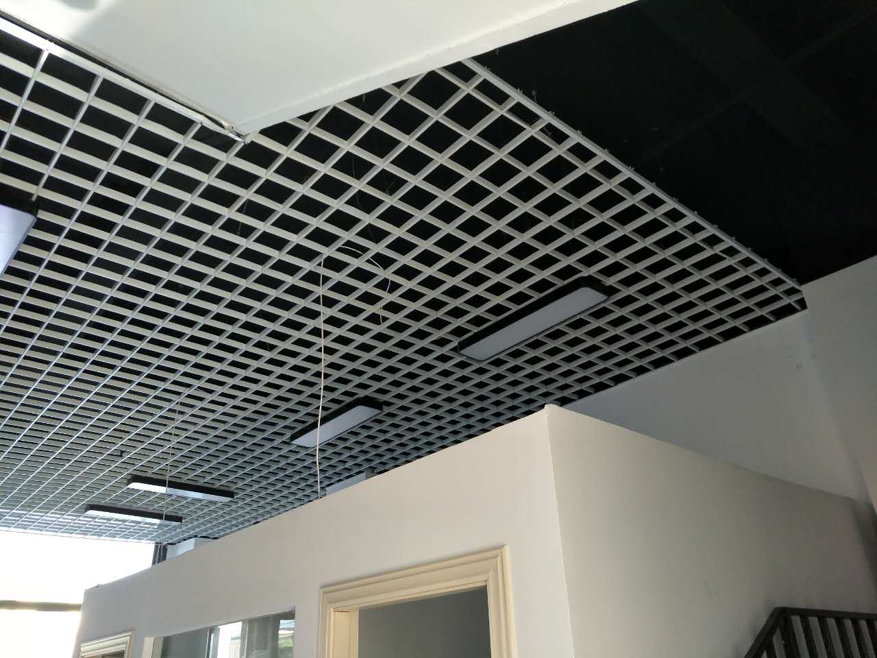 Shopping Mall metal suspended ceiling grille tile