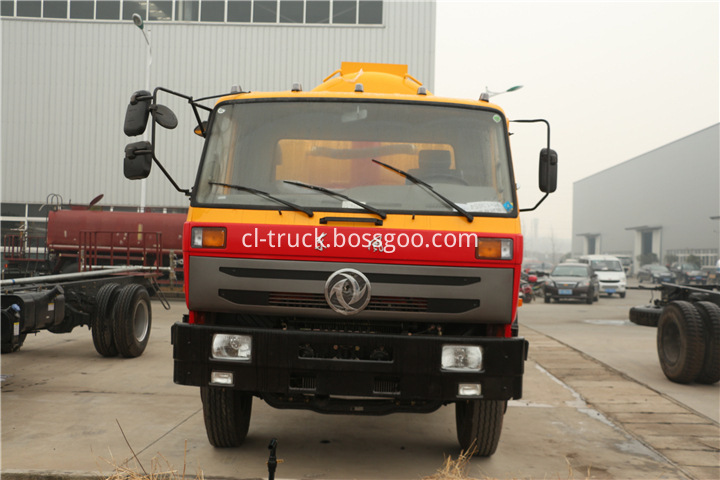 Vacuum Pump Tanker Truck