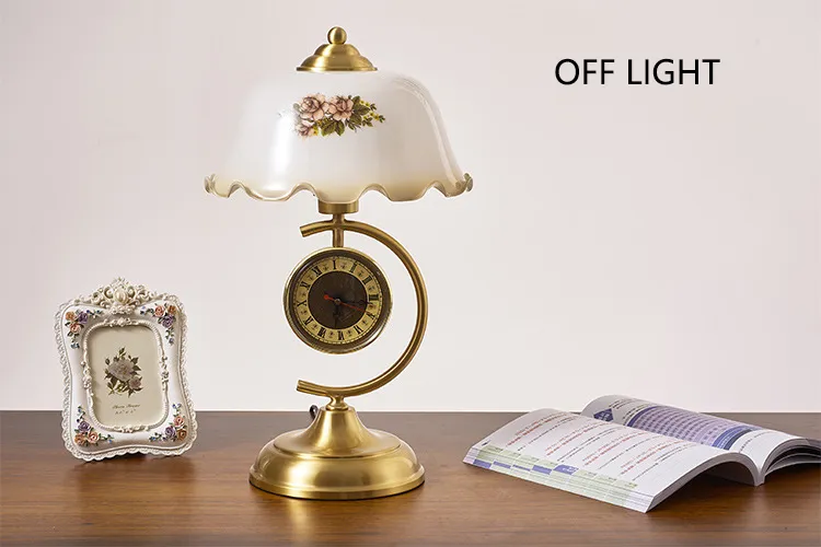 Retro Elegant European Study Room Display Ornament Lighting Flower Shade Metal Desk Table Lamp