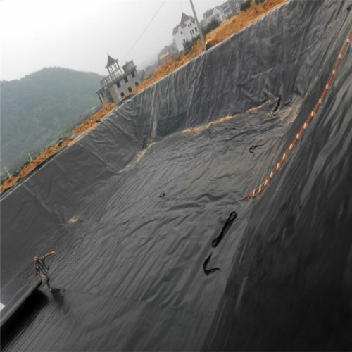 Geosynthetic 1.5 มม. HDPE Geomembrane Mine Landfill Liner