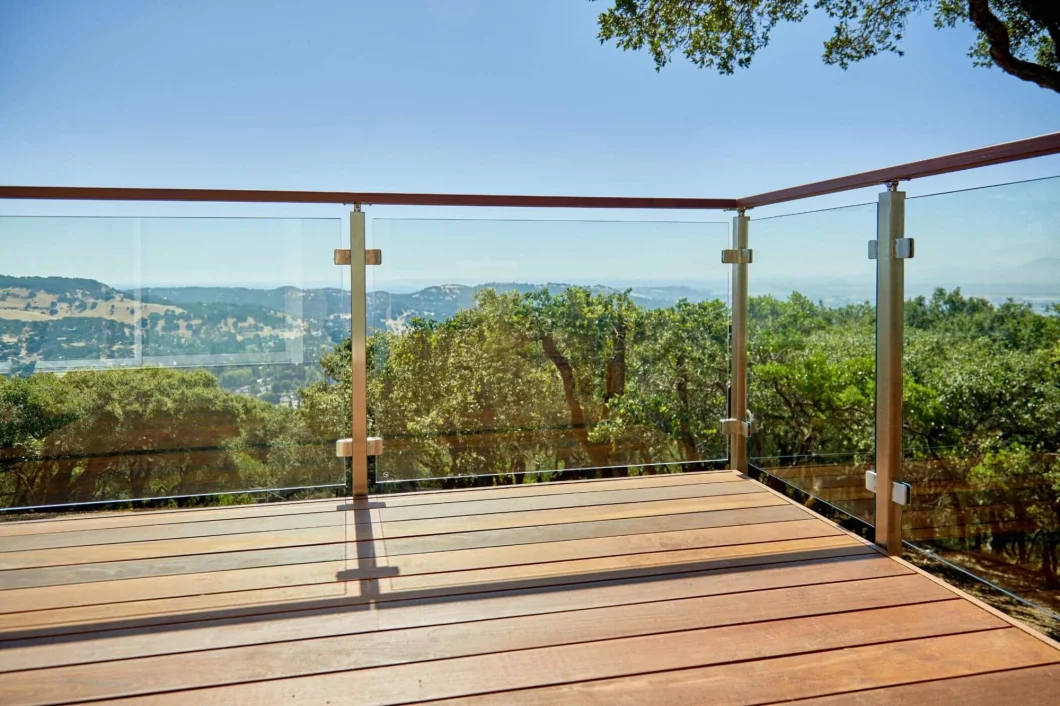 Hot Sale Round / Square Pipe Stainless Steel Railing Systems Supplier