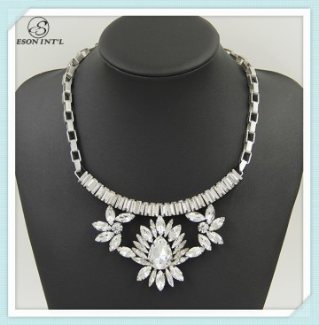 Good Qulaity Newest Cheap Glow Rhinestone Ladies Choker Style Dainty Necklace