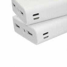 Dual USB output power bank for digital devices with plastic case for digital devices