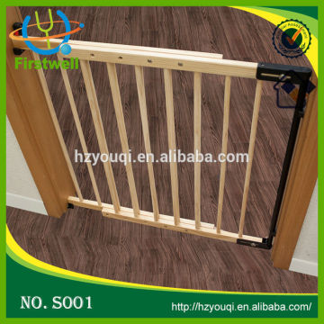 Baby safety gate wooden safety gate safety wooden indoor gate