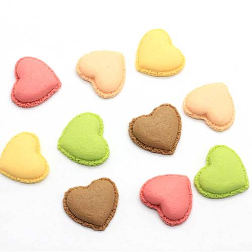 Fancy New Mini Macaron Color Resina a forma di cuore perline Charms per decorazioni artigianali fatte a mano Accessori per capelli per ragazze