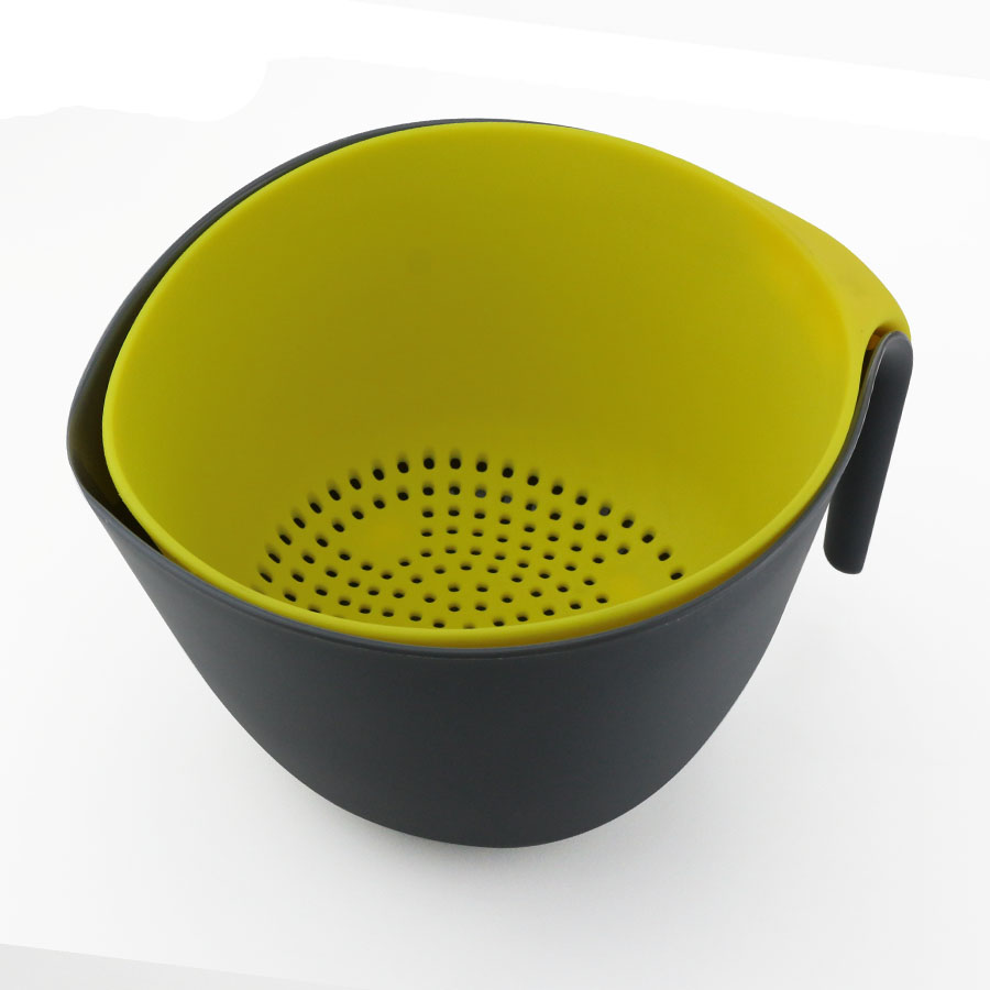 large plastic colander