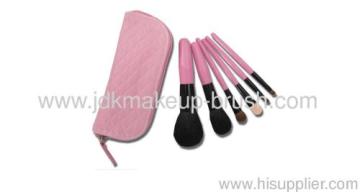 Portable 6pcs Cosmetic/makeup Brush Set?