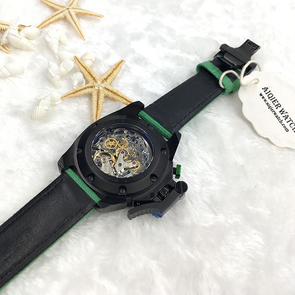 Mechanical sport watch