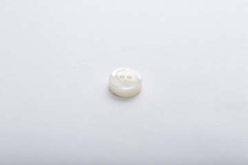 Retro shell buttons for shirts