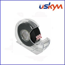 Flexible magnet roll with dispenser