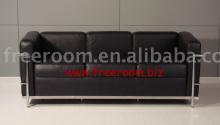 3006-3  Le Corbusier Sofa