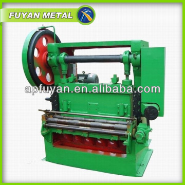 Best price metal automatic welded wire mesh machine / wire mesh making machine