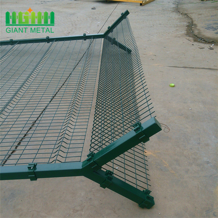 Factory Supply Low Carbon Wire Airport Fence