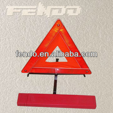 reflective road warning triangle for traffic safety
