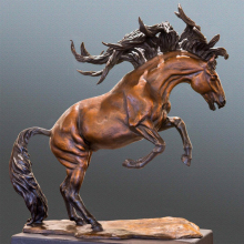 Lifesize bronze horse sculpture indoor decoration