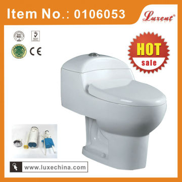 Porcelain white color one piece toilet