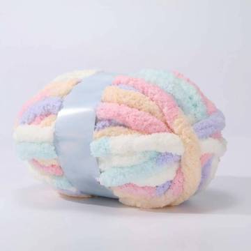 Thick chenille yarn white