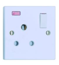 1gang 15AMP Switched Round Pin Socket with Neon